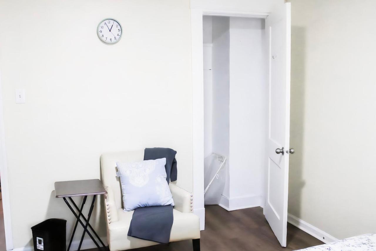 Cozy City Retreat Near Downtown Indianapolis- Private Bedroom المظهر الخارجي الصورة