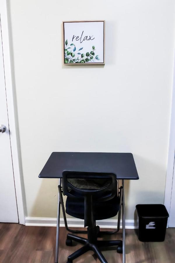 Cozy City Retreat Near Downtown Indianapolis- Private Bedroom المظهر الخارجي الصورة