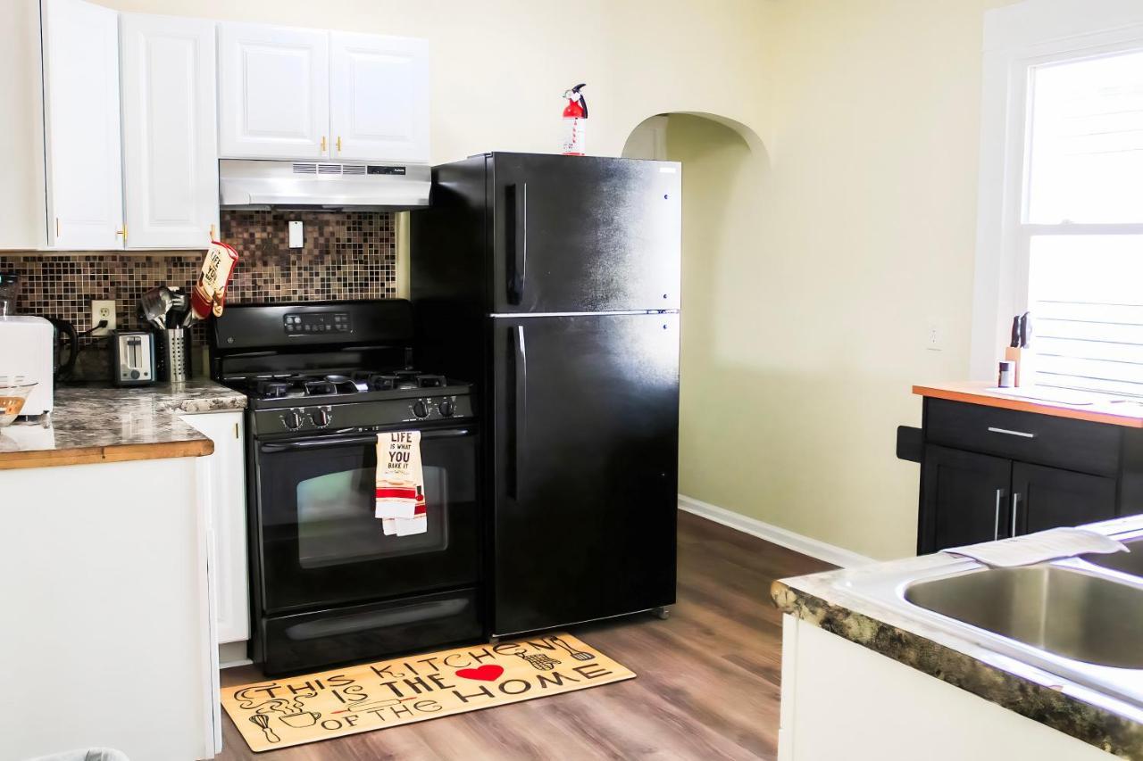 Cozy City Retreat Near Downtown Indianapolis- Private Bedroom المظهر الخارجي الصورة