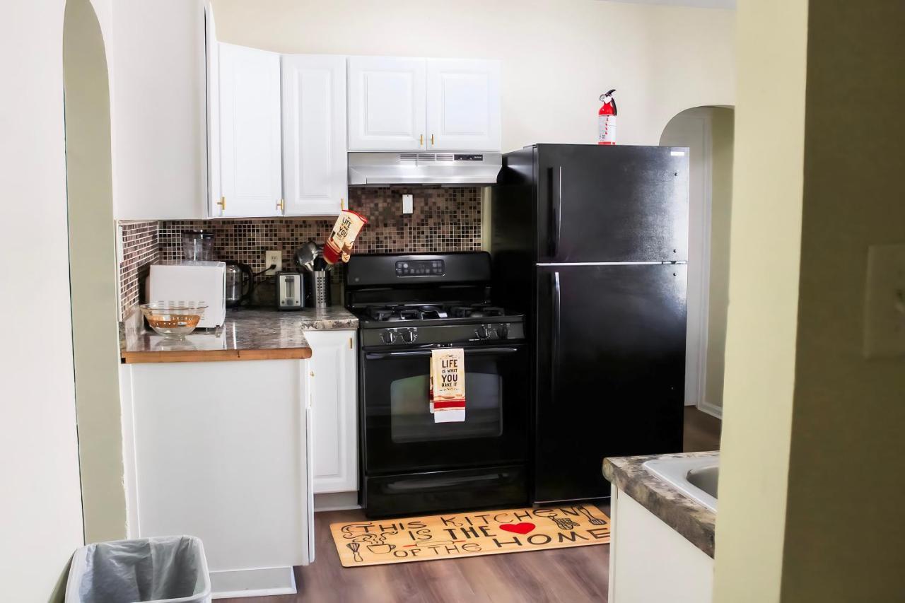 Cozy City Retreat Near Downtown Indianapolis- Private Bedroom المظهر الخارجي الصورة