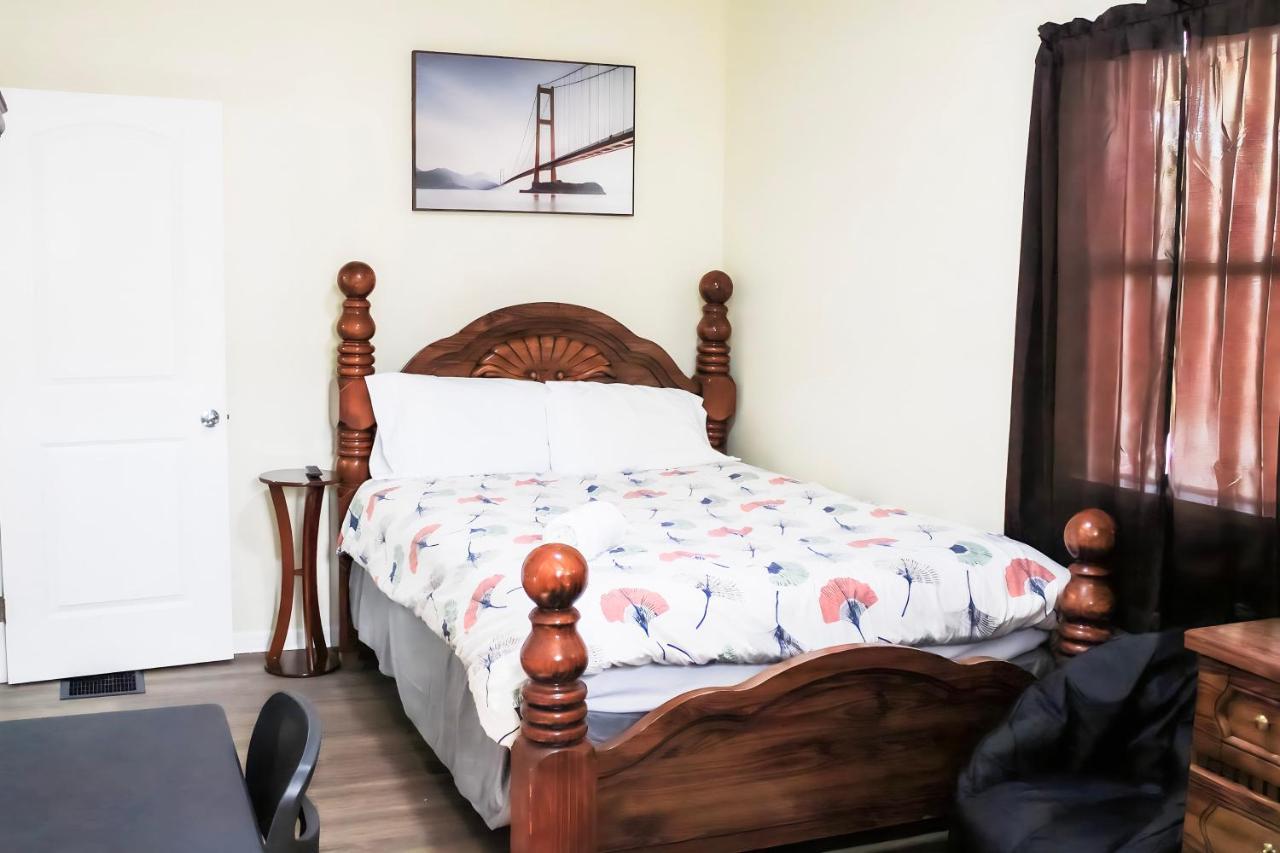 Cozy City Retreat Near Downtown Indianapolis- Private Bedroom المظهر الخارجي الصورة